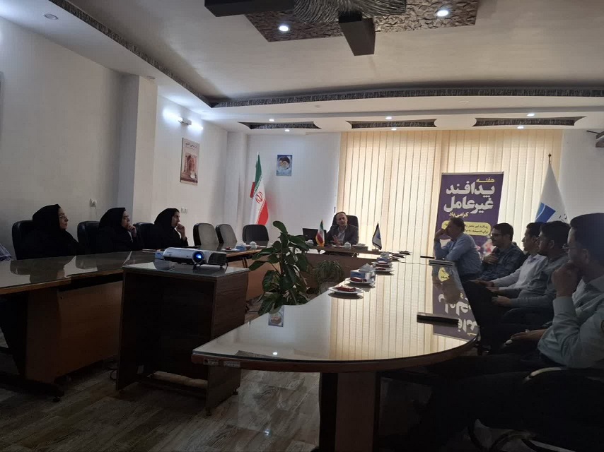 جلسه آموزشی پدافند غیرعامل در اداره منابع آب برخوار برگزار شد