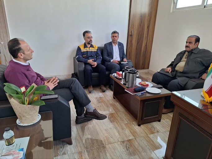 برگزاری جلسه هم‌اندیشی برای سومین همایش «مدیریت و مصرف بهینه آب و انرژی» در شهرستان برخوار