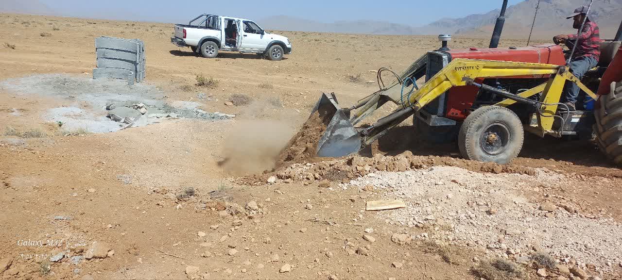در راستای احیای منابع آب استان اصفهان ۴ حلقه چاه غیرمجاز در برخوار مسدود شد