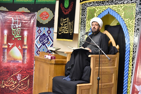 برگزاری مراسم عزاداری شهادت حضرت اباعبدالله الحسین (ع) در آب منطقه ای اصفهان